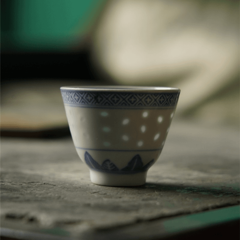 景德镇60.70年代出口日本玲珑杯