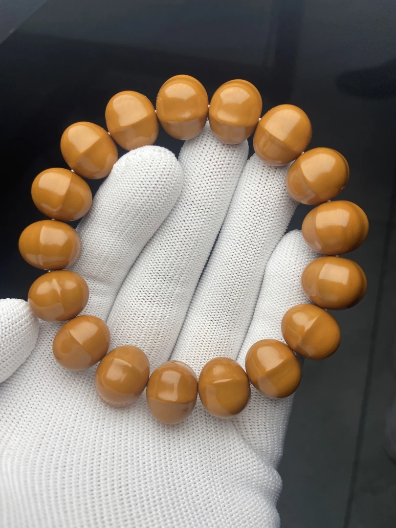 乐享阁文玩严选，猴头精工雕刻飞碟桩三花鲨鱼鳍手串尺寸15mm左右