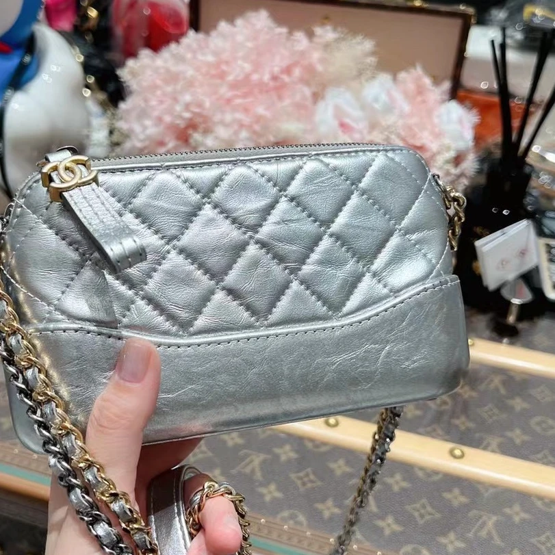 99新 Chanel/香奈儿 0235/银色/流浪包mini双色/链条包/19cm/24开