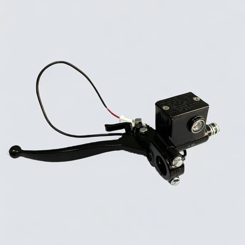 耀隆微轿刹车左上泵