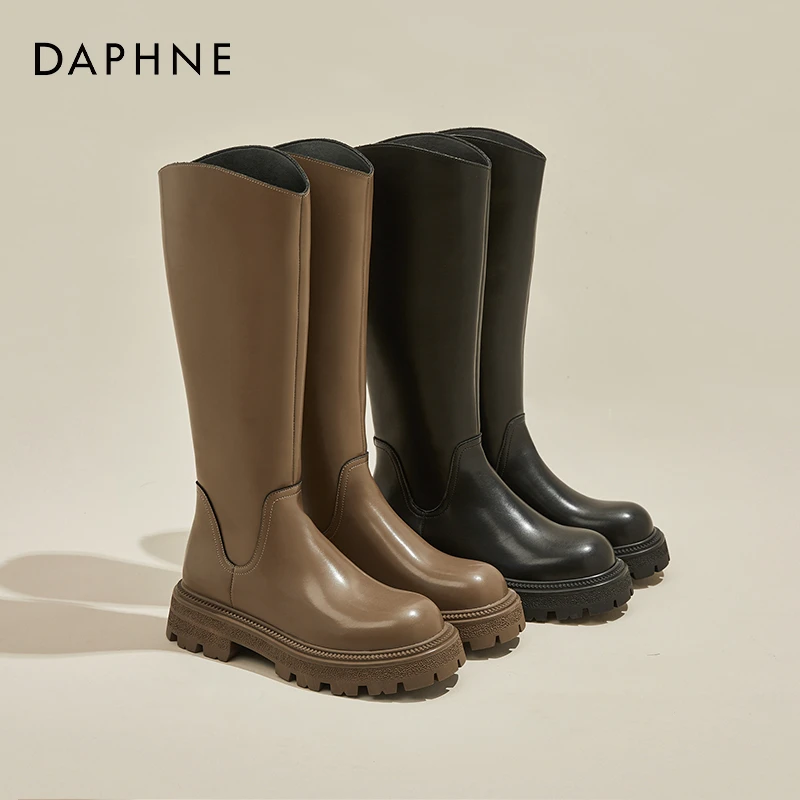 达芙妮厚底长筒靴女春季2025新款V口长靴黑色骑士靴高筒靴大筒围