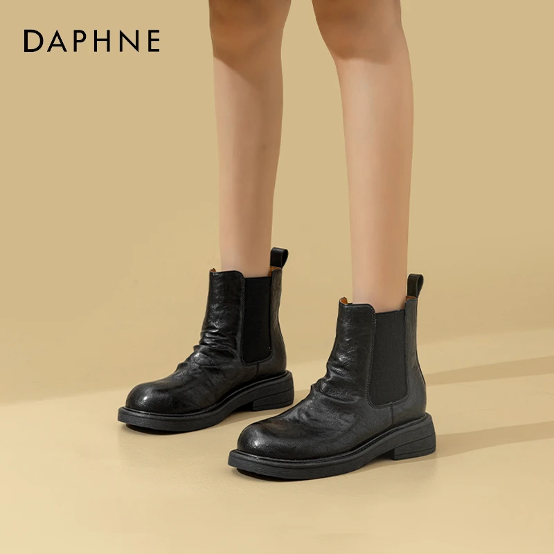 达芙妮复古褶皱厚底切尔西鞋女春季新款英伦风时尚马丁靴粗跟短靴