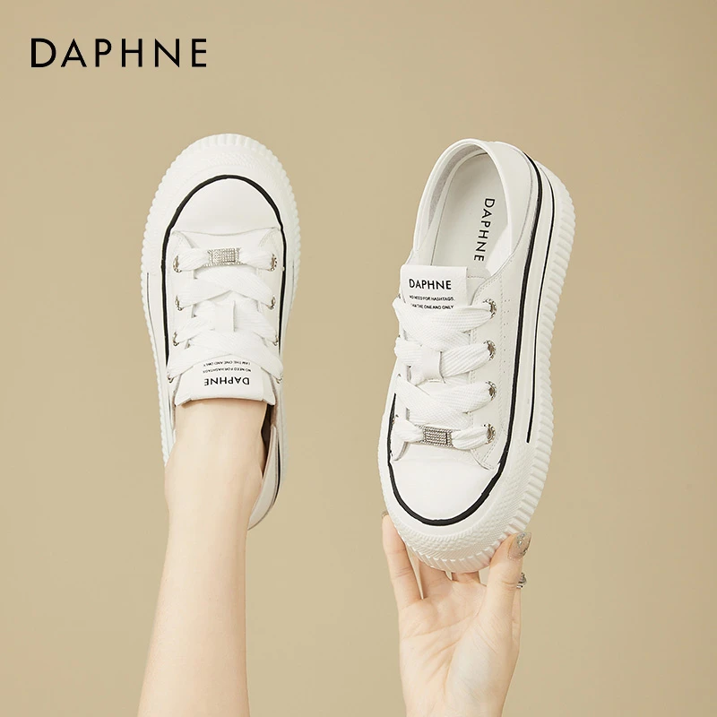 达芙妮板鞋女2025时尚新款系带白色增高鞋百搭小个子松糕底小白鞋