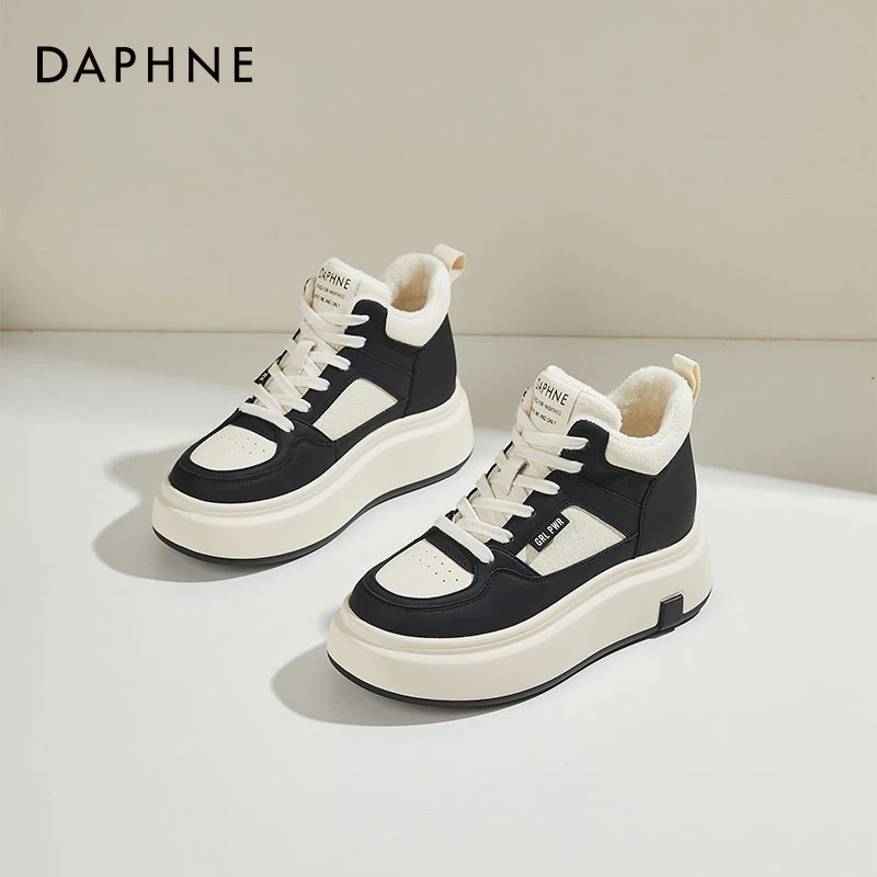 达芙妮厚底增高休闲板鞋春季新款加绒保暖高帮鞋百搭小个子女鞋子