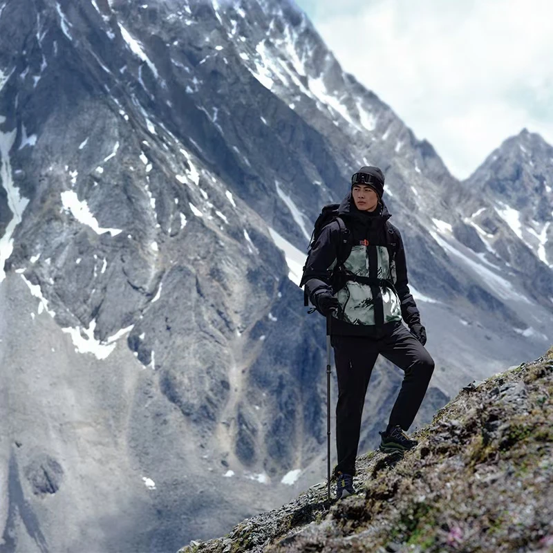 【风暴甲羽绒服】安踏国家地理户外男子防泼水保暖羽绒服152446901