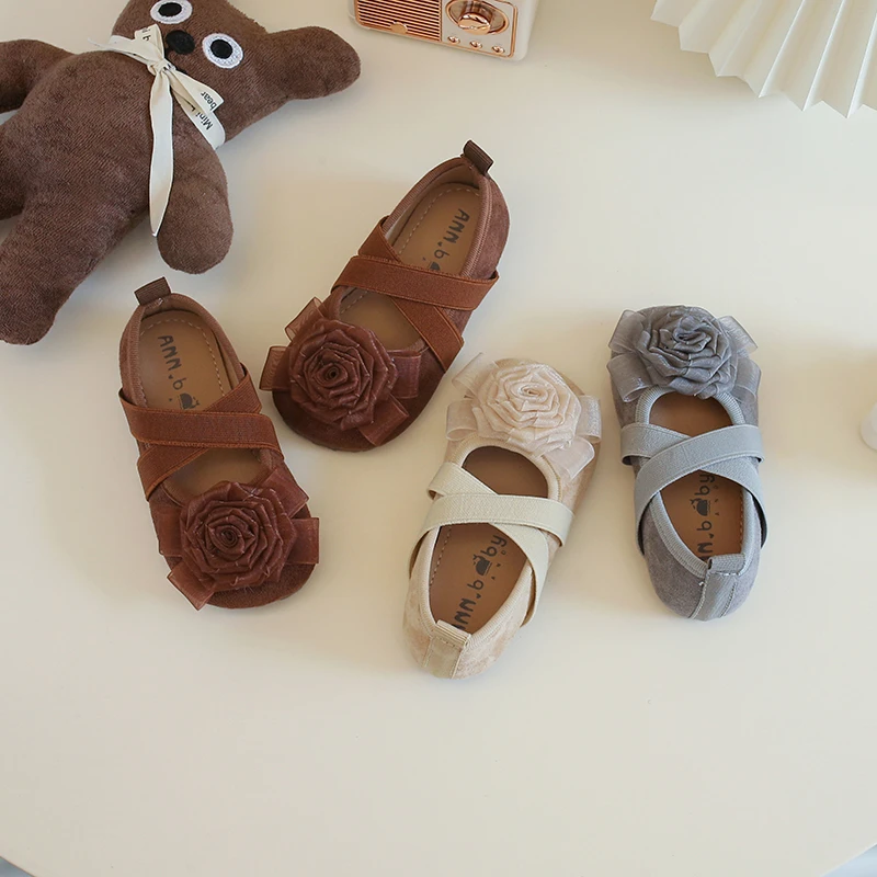 女童玛丽珍芭蕾小单鞋秋季外穿2024新款软底浅口平底儿童公主鞋