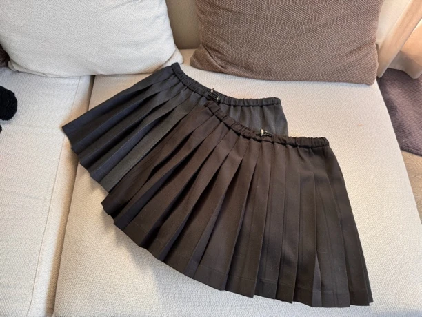 EBEWJRHF2024年原创小众设计师极简.百搭学院风百褶裙335732