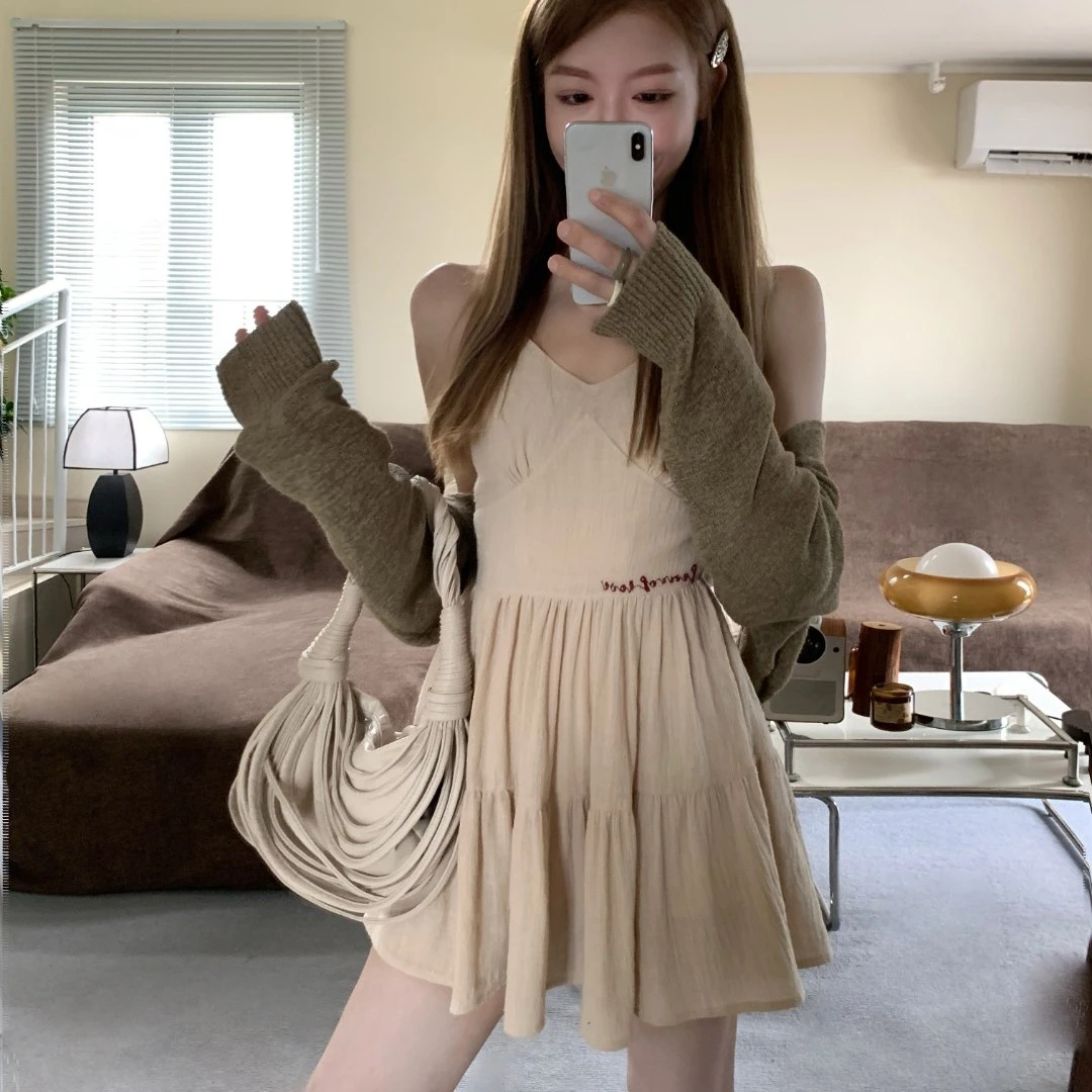 soolrok 松未韵一 茶棕色针织开衫女吊带外搭纯欲风短款上衣外套