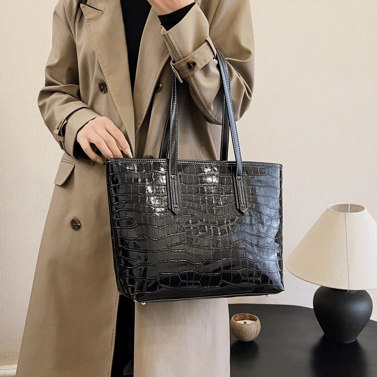 2024流行时尚百搭腋下托特女包大容量