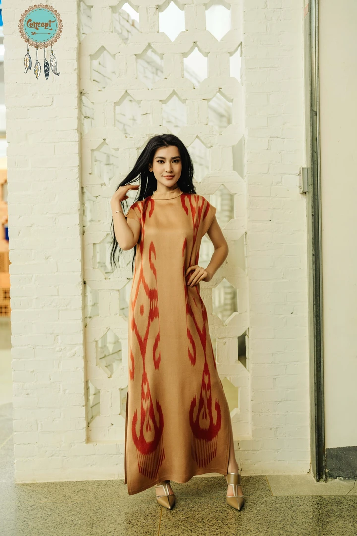 Concept限量款图腾连衣裙