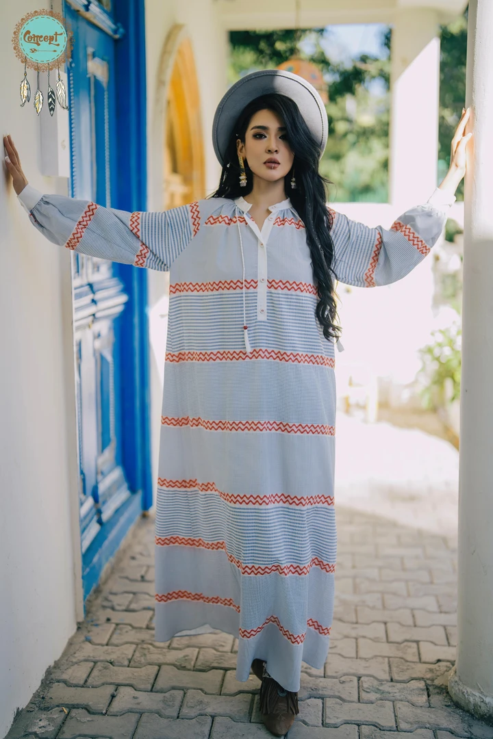 Concept限量款度假风连衣裙