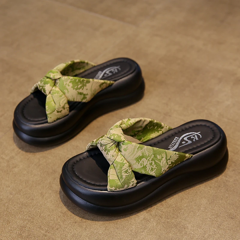 33小码网红爆款ins凉拖鞋女夏季新款时尚百搭小个子增高一字拖潮