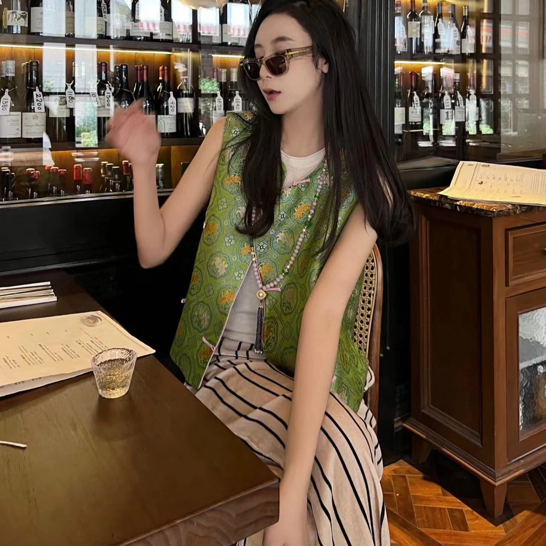 深圳南油高端女气质夏季宽松小众设计感套装