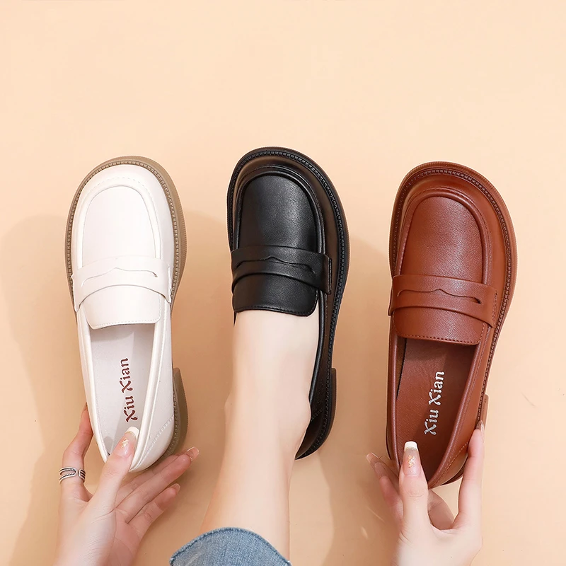 单鞋女平底2025新款春季防滑软底一脚蹬乐福鞋百搭豆豆小皮鞋英伦