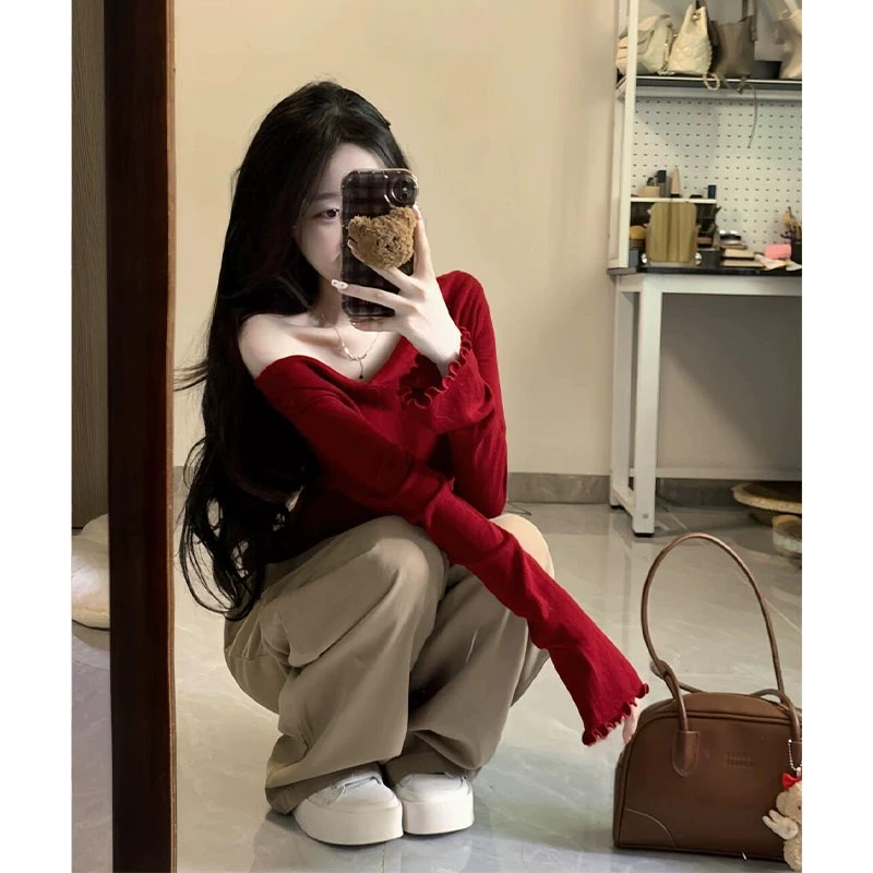 韩系气质红色一字肩长袖针织衫女秋季新款别致修身内搭打底衫上衣