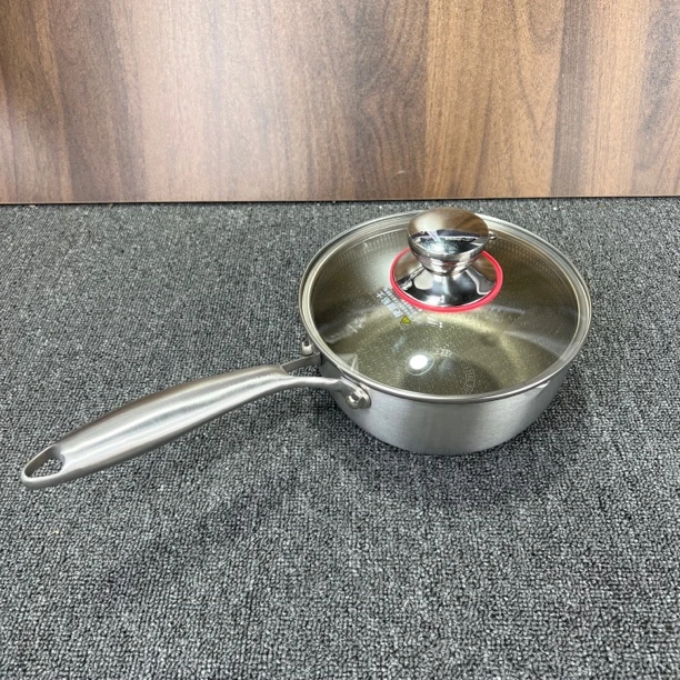 18CM钛雪平锅一体成型不粘锅宝宝辅食锅加厚奶锅迪尼兰