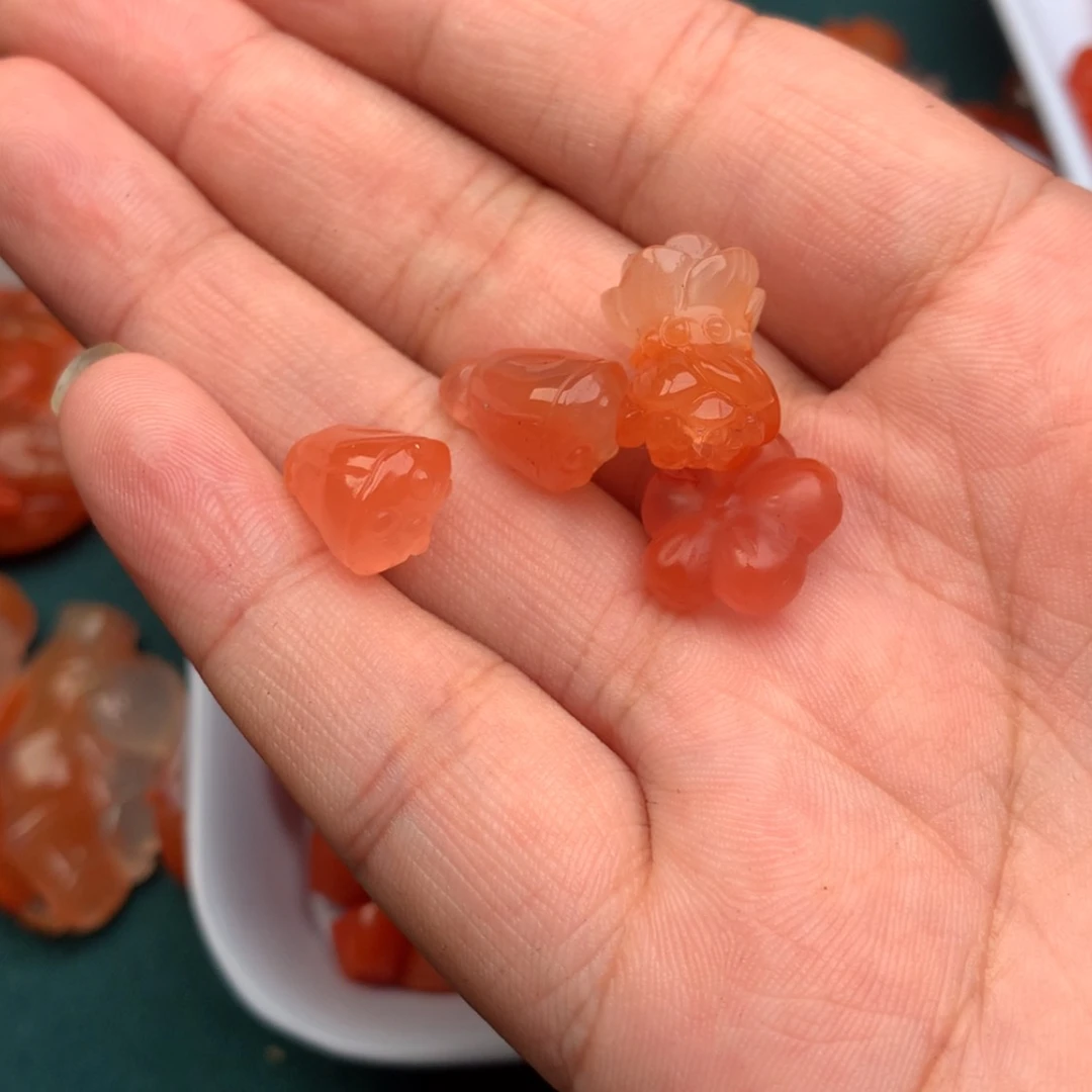 【闪购商品】南红玛瑙珠宝奇石未镶嵌小*