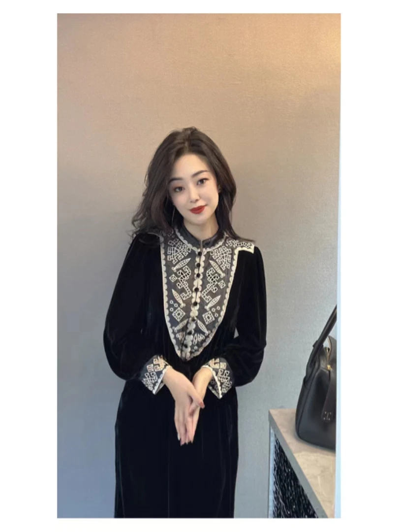 欧货机绣重工丝绒连衣裙18053