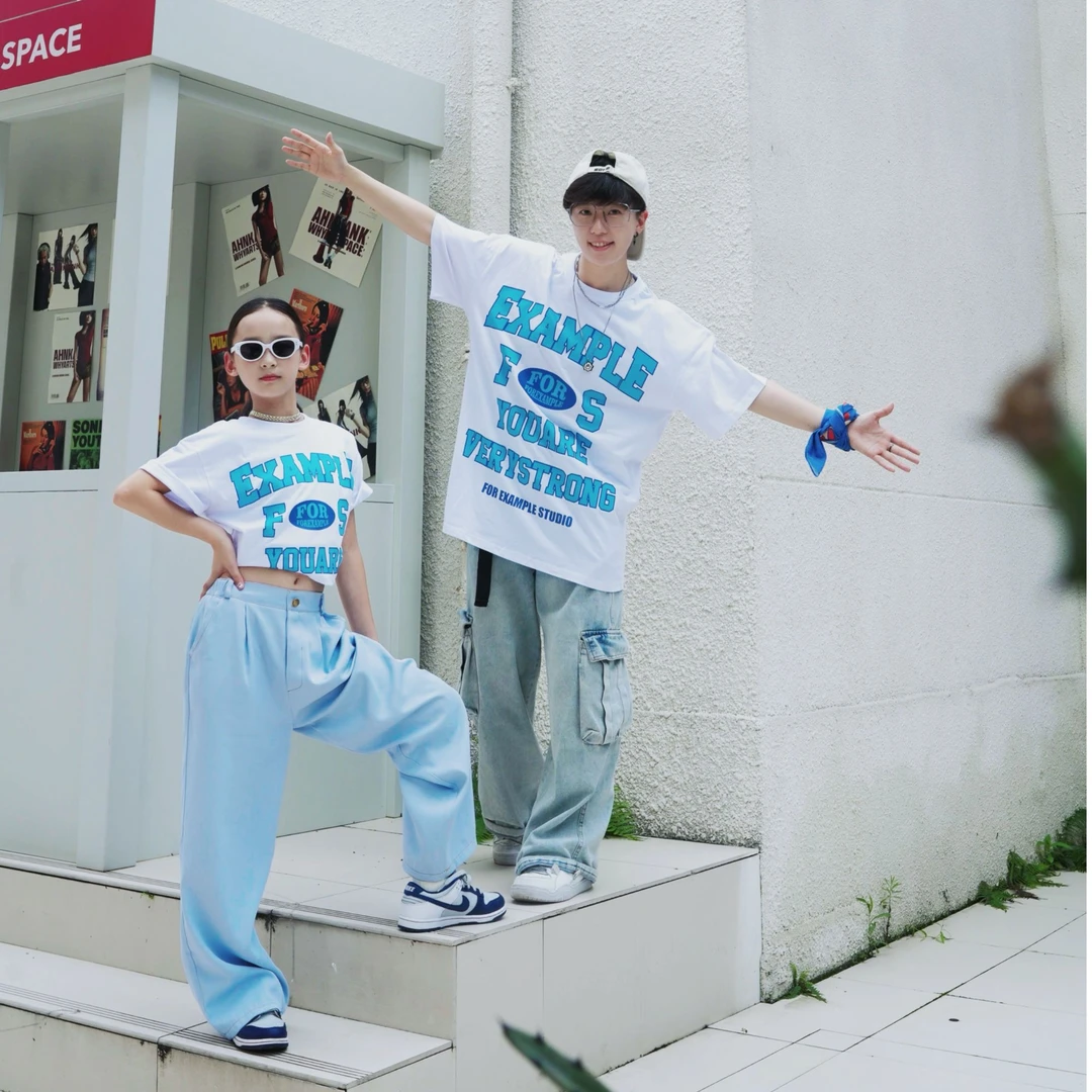 大印花标语字母纯色黑白短袖T恤宽松