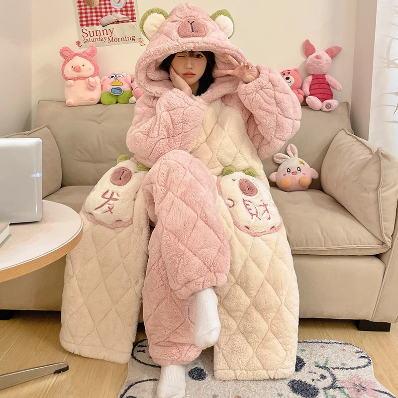 大码睡衣三层夹棉加绒加厚冬季新款珊瑚绒加肥加大女士长袍家居服