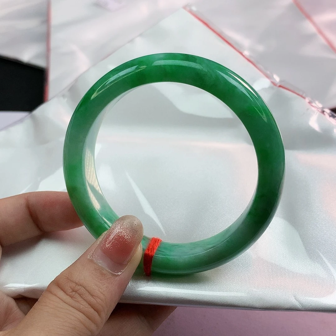 翡翠手镯未镶嵌55圈2366