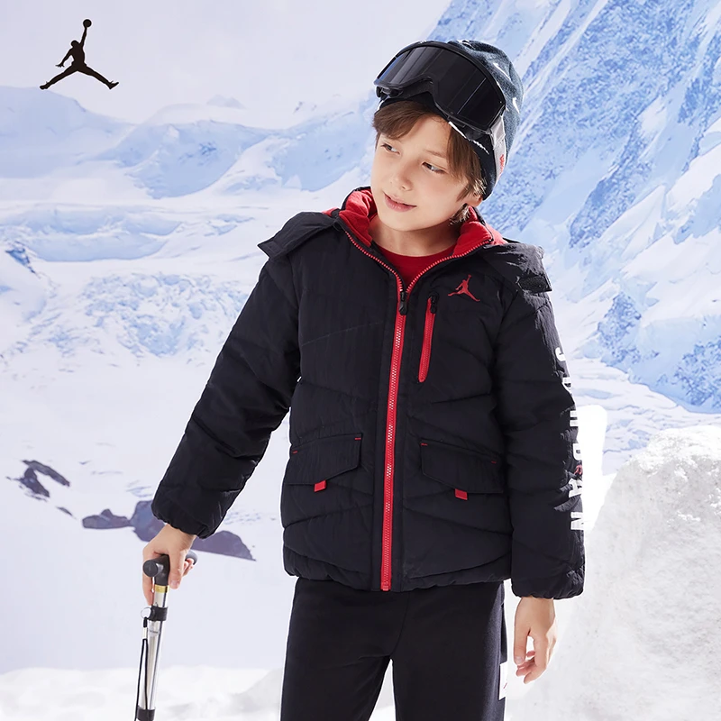 【官方旗舰】AIRJORDAN童装男童秋冬季保暖连帽防风短款羽绒服B934