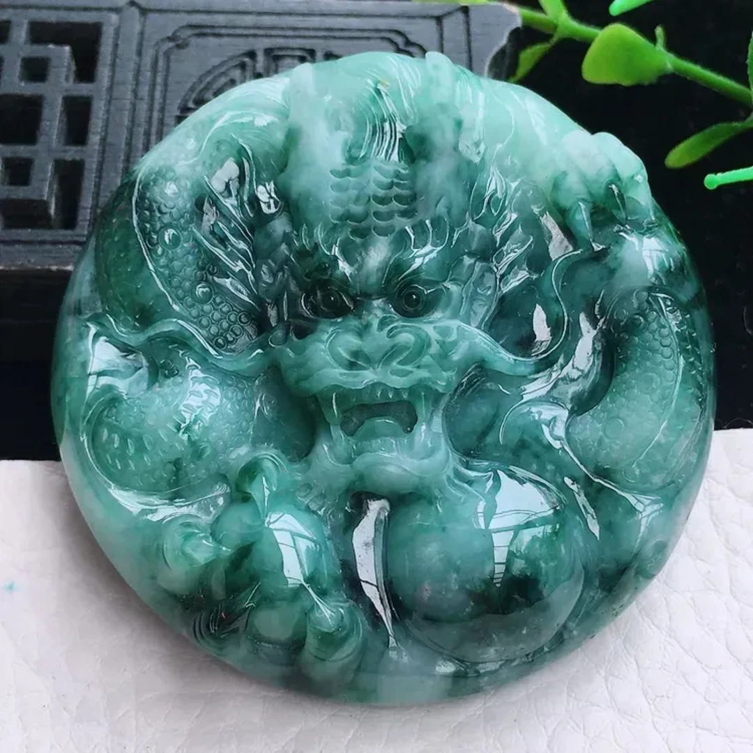 yj自然光拍缅甸翡翠飘花大龙牌吊坠时尚精雕霸气男款玉佩54.1*13