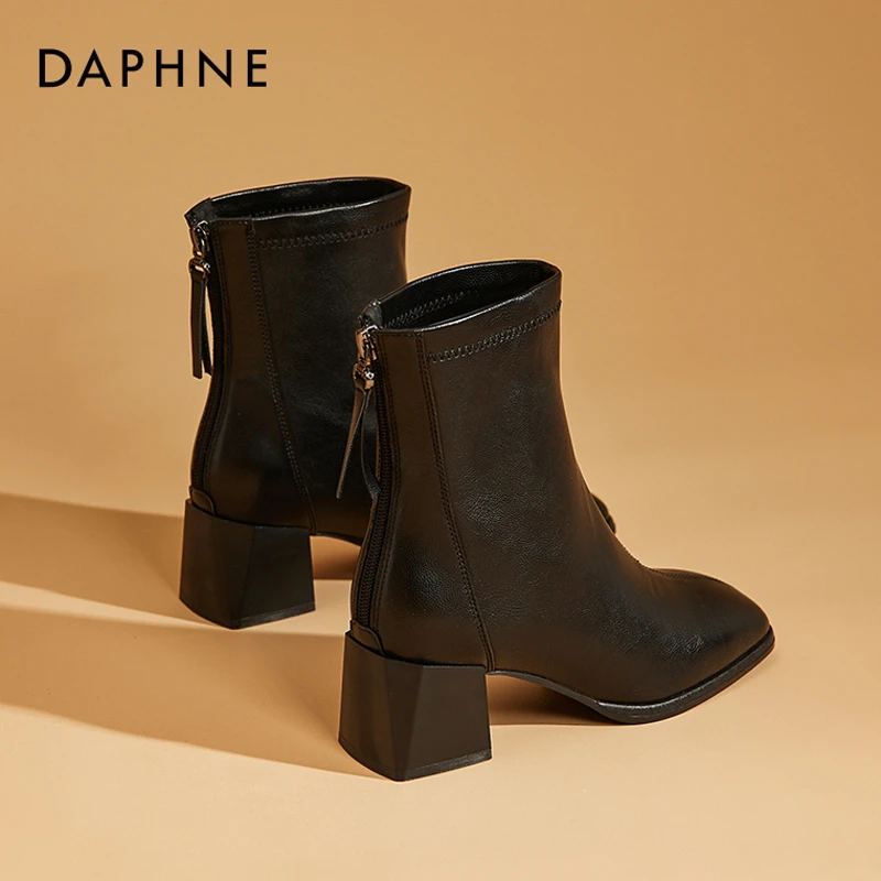 达芙妮粗跟短靴女秋冬季加绒切尔西靴子方头女靴高跟靴子女瘦瘦靴