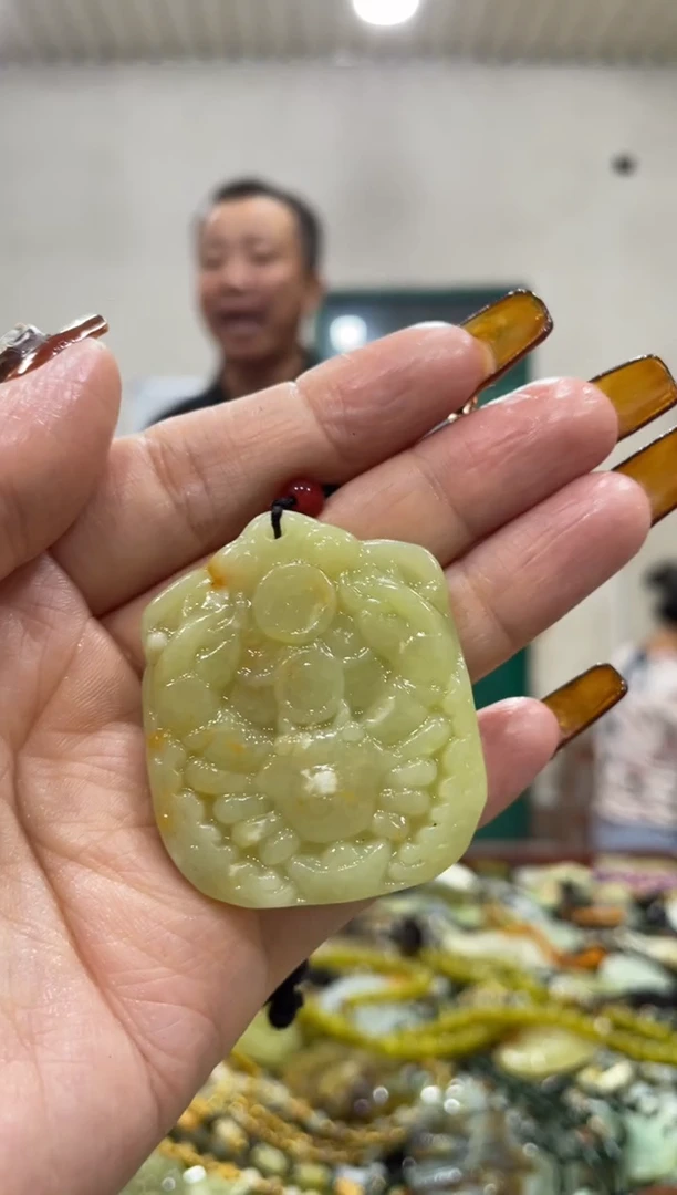 【闪购商品】岫玉吊坠未镶嵌