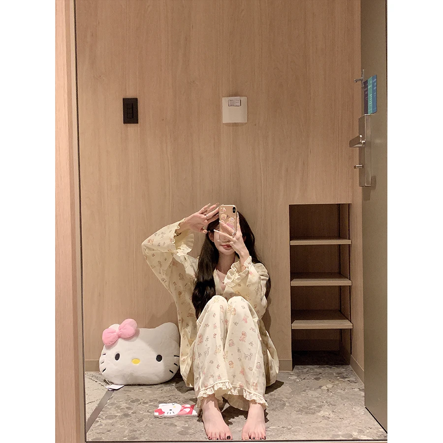 金蘑菇菇 Mushroom Home 和狗狗度过可爱夜晚 / 冬日版居家服睡衣