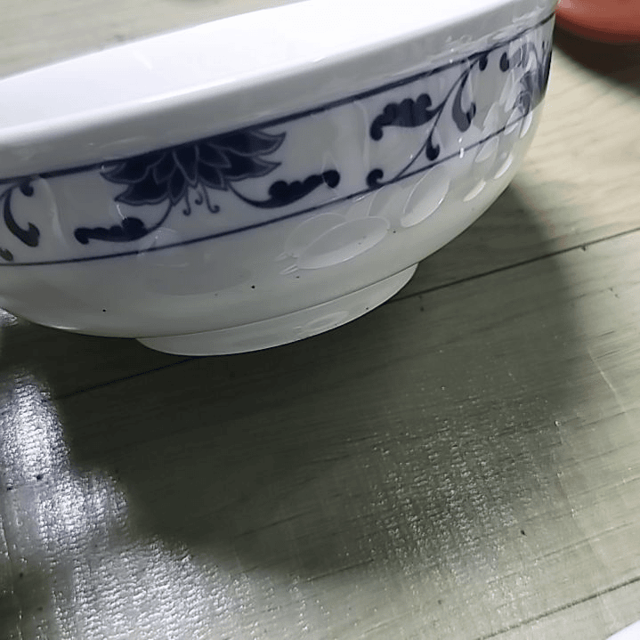 盘瓷片陶瓷陶瓷陶瓷杯盘壶碗都有
