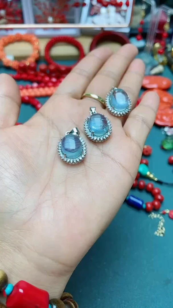 【闪购商品】海蓝宝石颈饰未镶嵌E06