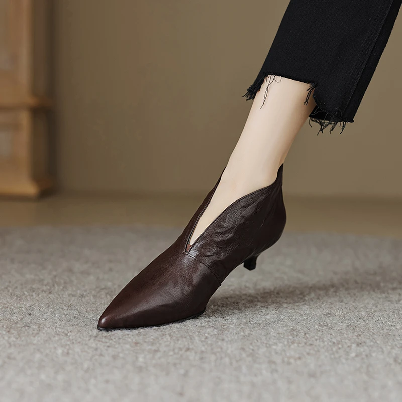 【头层羊皮】3公分低跟 尖头细跟真皮短靴女 V领深口单鞋性感单靴子