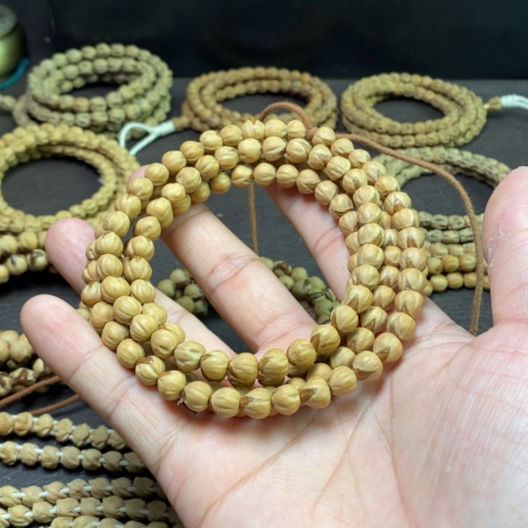 【闪购商品】柏香籽/百香籽吊坠潘****铺