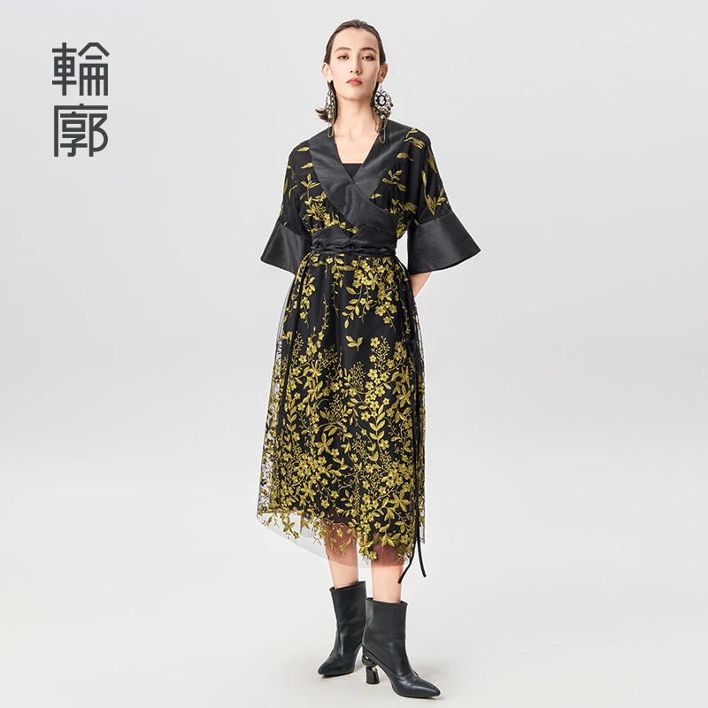 轮廓喜相逢老钱风新中式袍裙刺绣重工端庄大气春夏连衣裙L242Y007