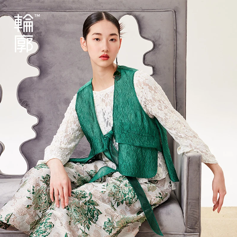轮廓纯色系带短款时尚马甲原创设计女装通勤上衣国风马甲L231Y013