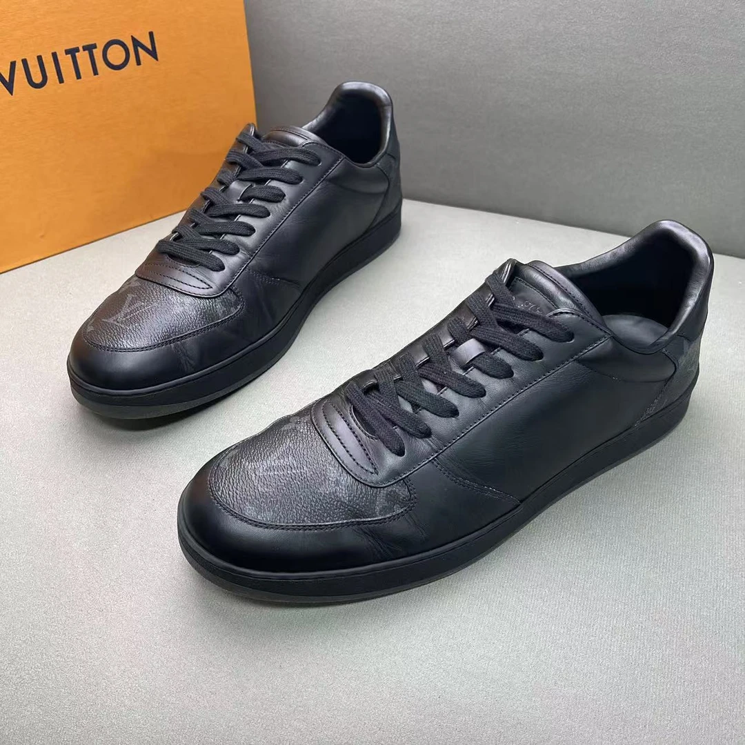 95新 LouisVuitton/路易威登 黑色前后老花时尚百搭板鞋 39码