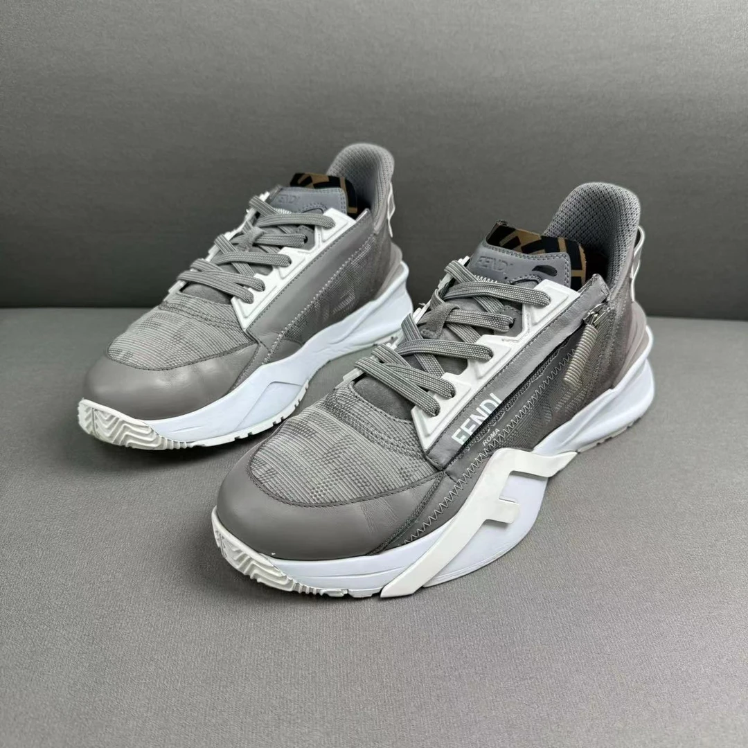 95新 FENDI/芬迪 灰色棋盘格网纹拉链百搭时尚运动鞋 41码/96新