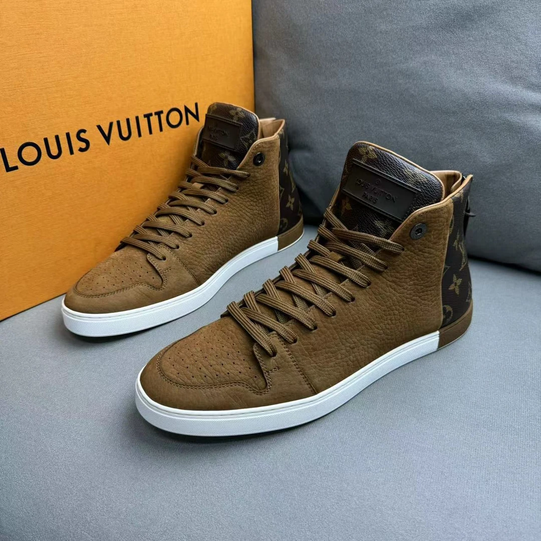 LouisVuitton/路易威登棕色麂皮老花拉链复古高帮板鞋41.5码/96新