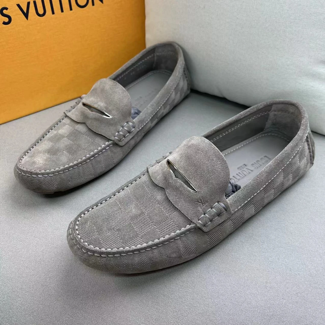 全新未使用 LouisVuitton/路易威登 灰色麂皮棋盘格豆豆鞋 国42码