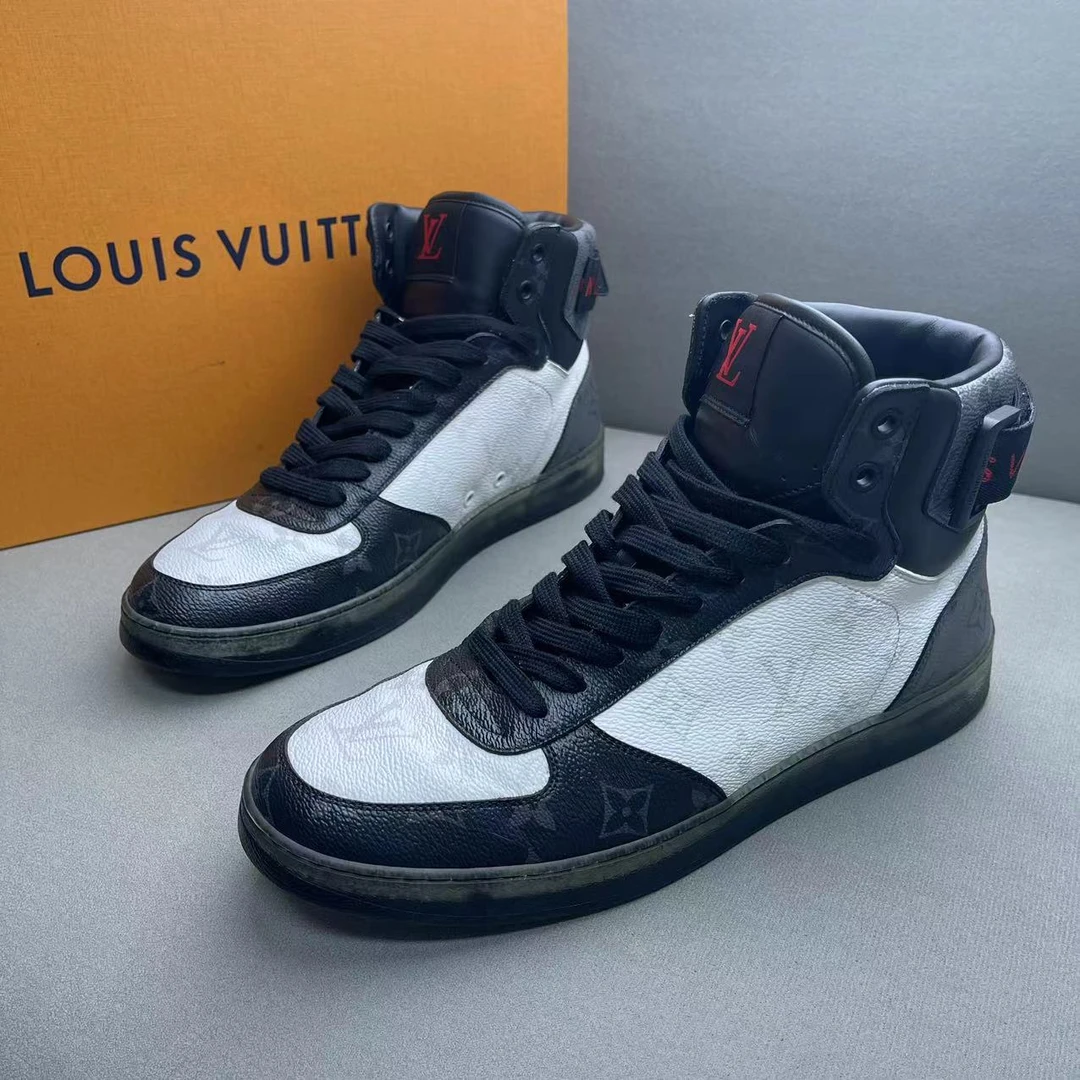 99新 LouisVuitton/路易威登 黑白灰三色老花百搭高帮板鞋40.5码
