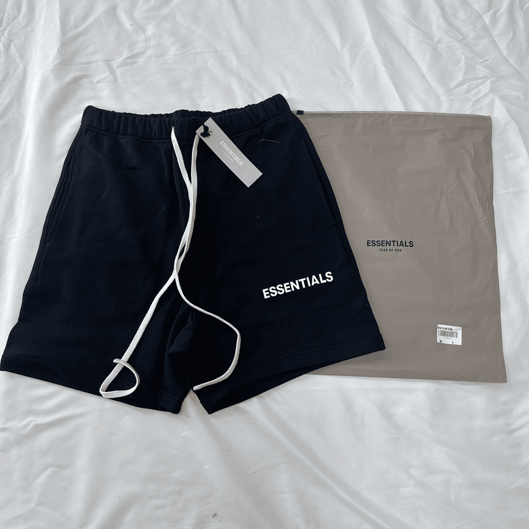 全新Fear of God Essentials SS19 黑色s码男士运动短裤时尚百搭