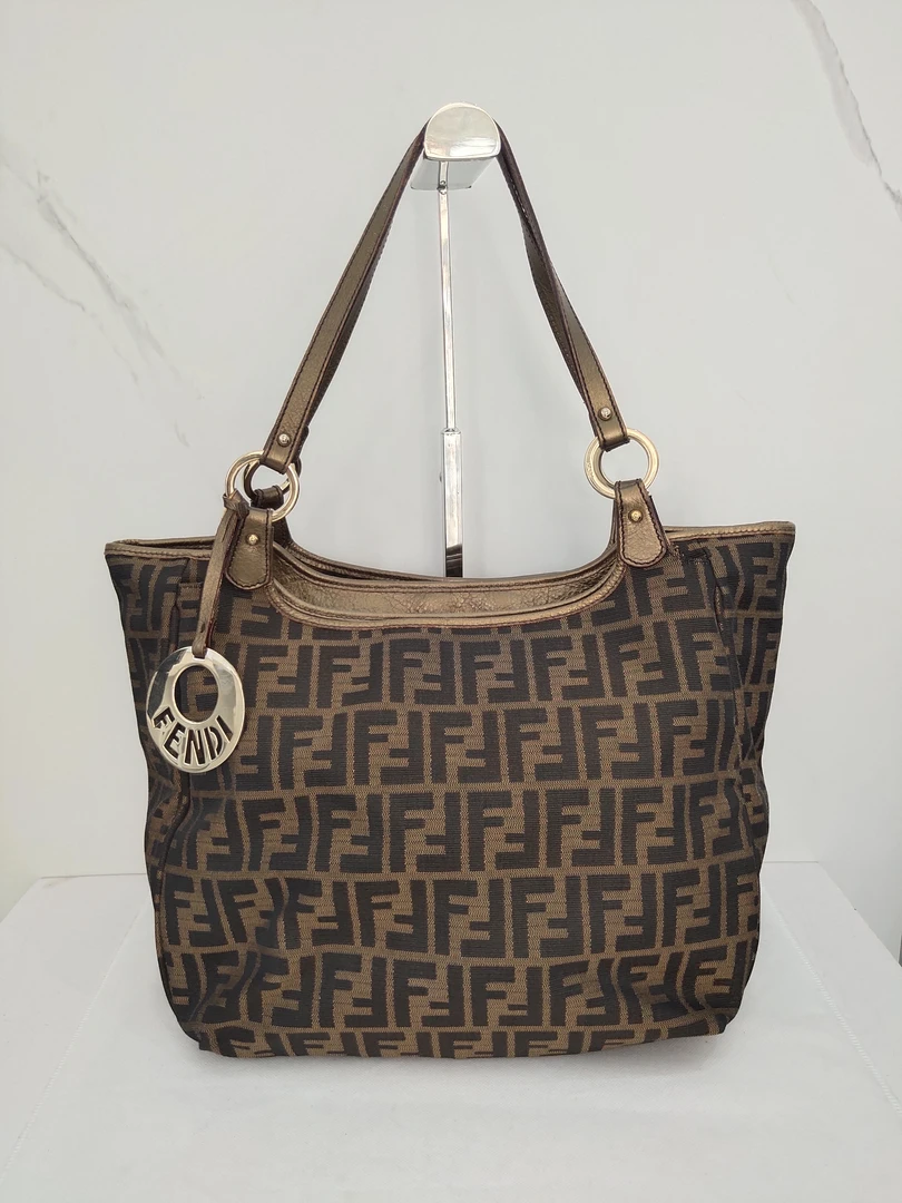 95新  FENDI/芬迪 老花双F手提单肩包/货号9489