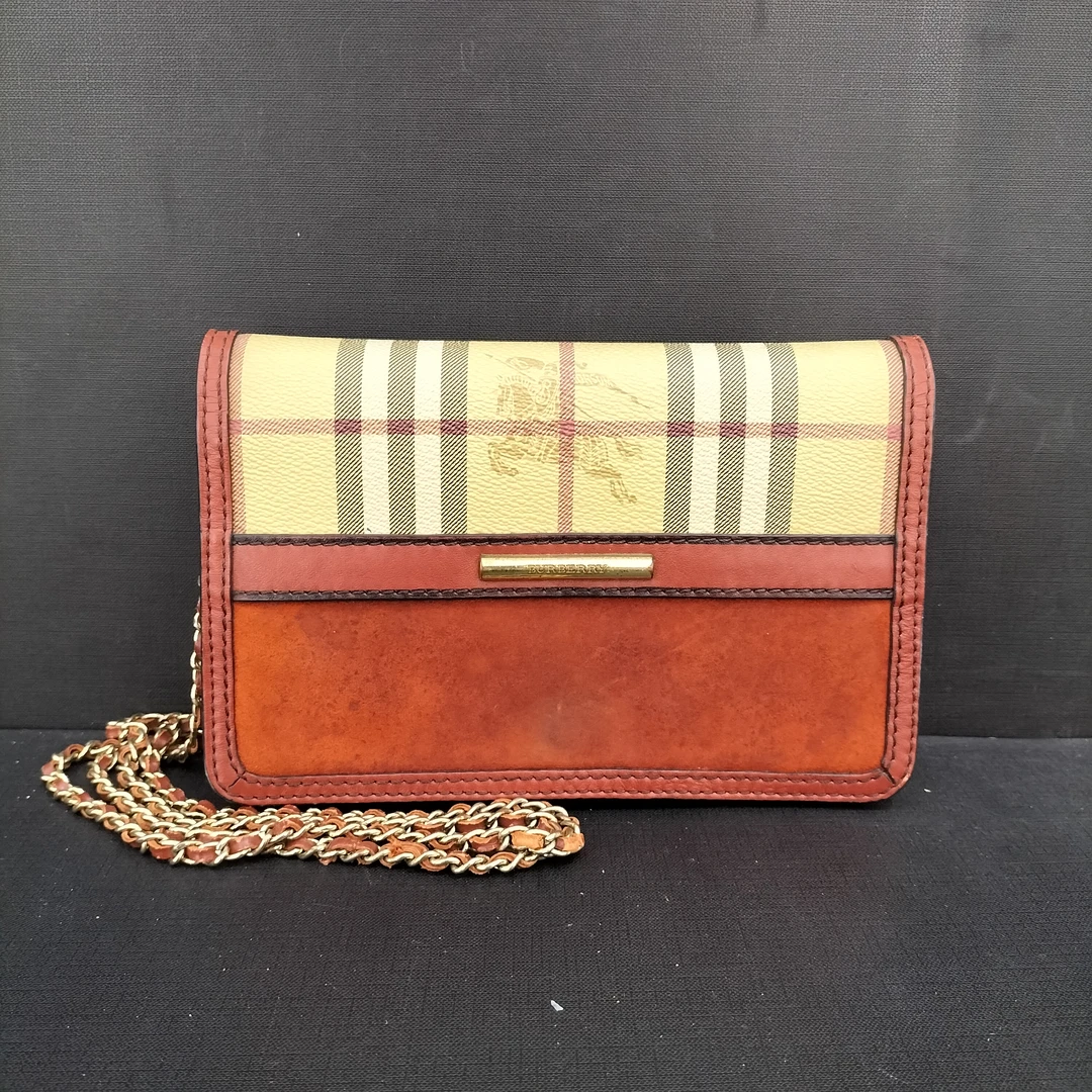 95新 BURBERRY/博柏利 巴宝莉单肩链条包/货号11087