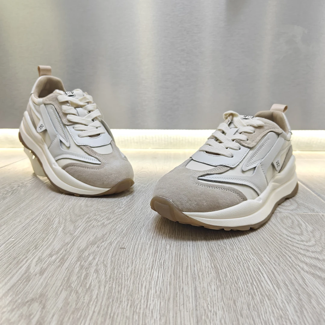 大嘴猴☞女款休闲运动鞋3098