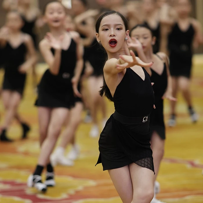CD卡门夏季透气蕾丝四面弹吊带训练服舒适专业表演练习网红修身
