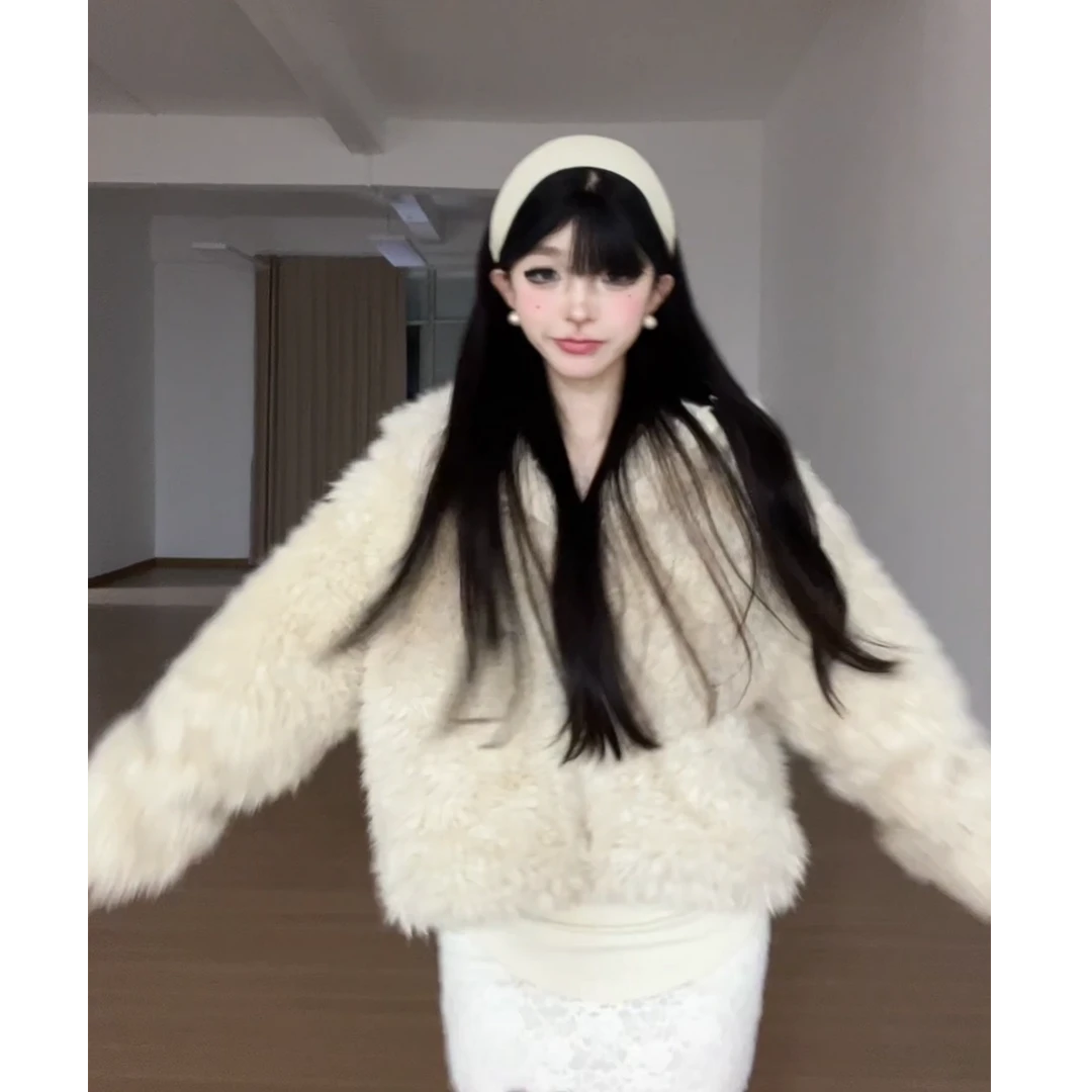 【小洋家】可爱兔耳朵短款连帽宽松慵懒风外套-SXYYN406331