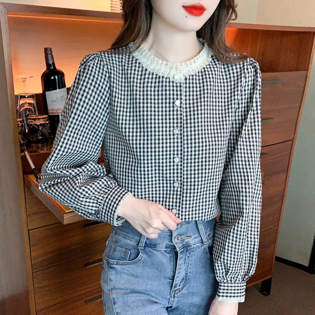 2025春季新款衬衣法式复古圆领蕾丝感格子衬衫女长袖气质时尚