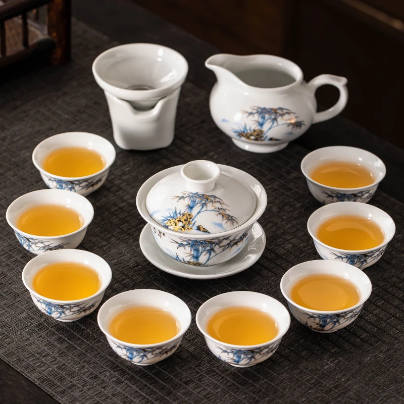 羊脂玉瓷茶具套装家用2024新款泡茶器功夫茶杯轻奢小型茶盘喝茶器