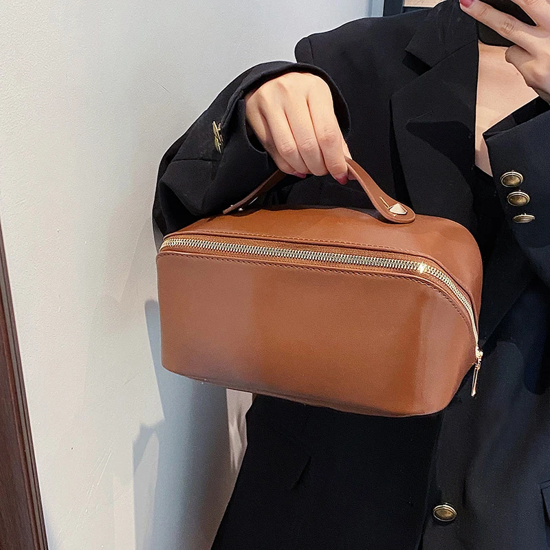 韩版手提化妆包女大容量时尚便携旅行护肤品收纳包袋新款洗漱包